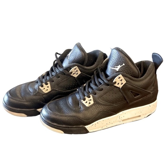 𝅺NIKE Air Jordan 4 Oreos 7Y - Picture 1 of 13